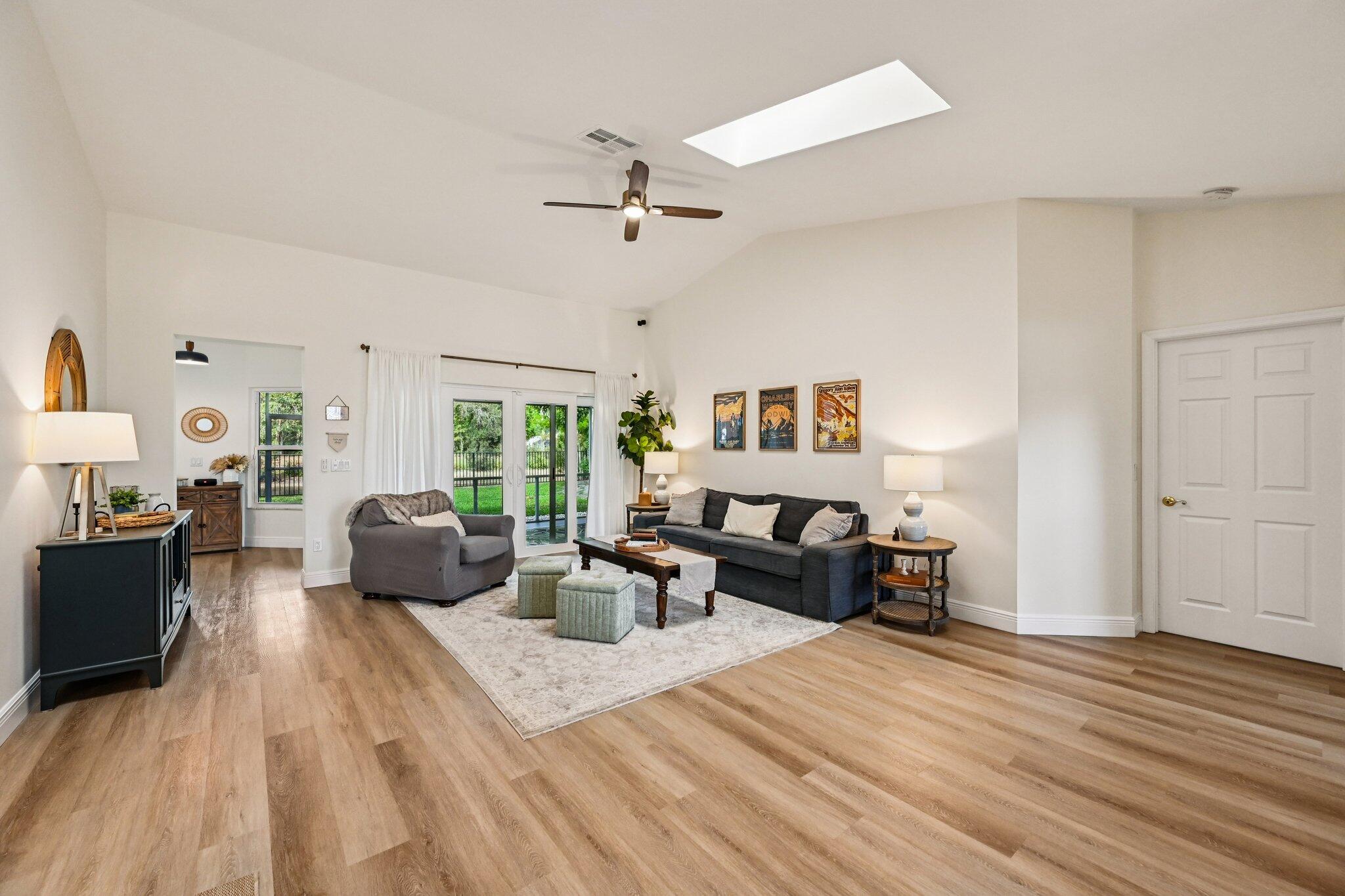 SHORES 1 - Residential