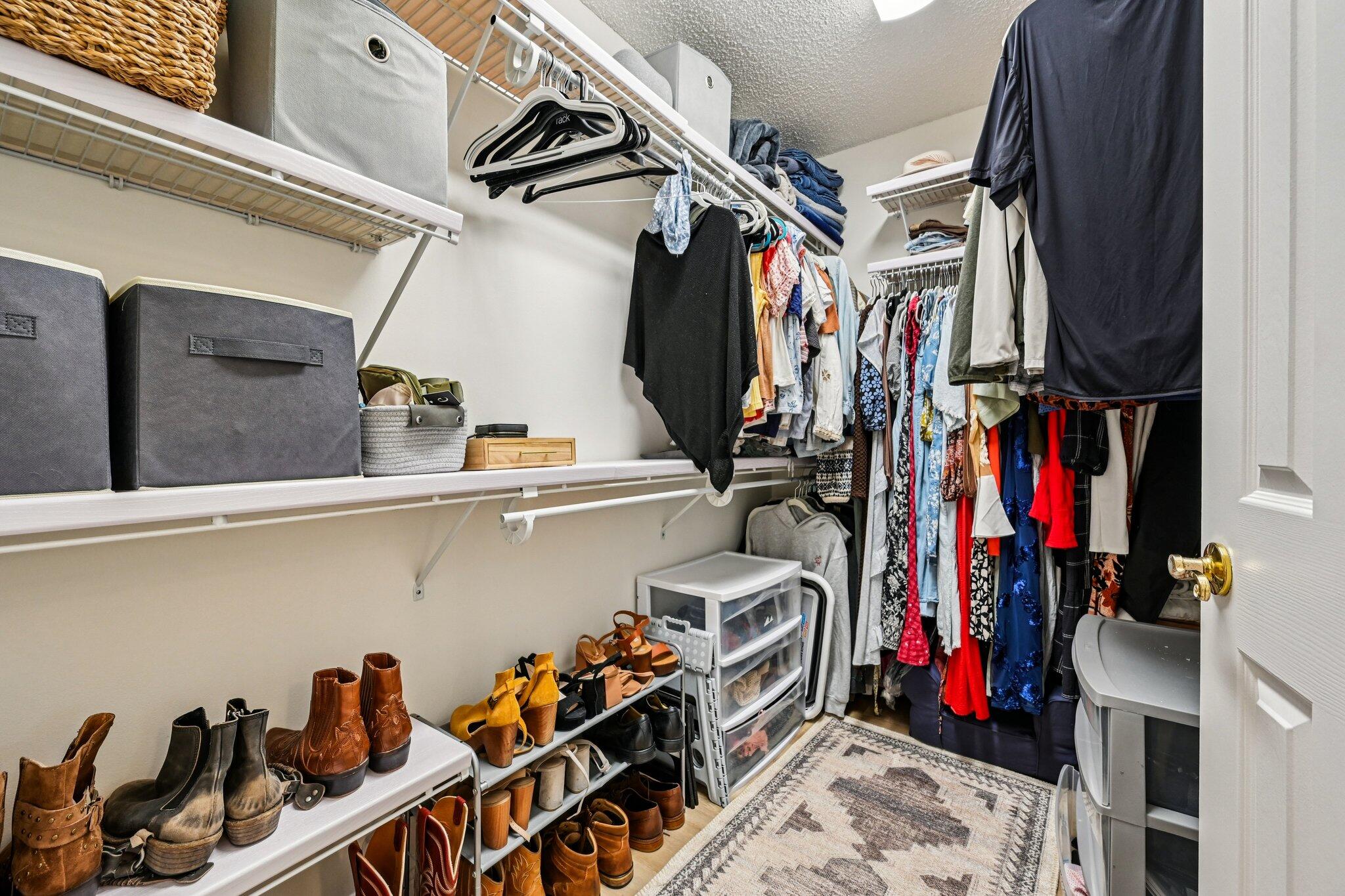 SHORES 1 - Residential