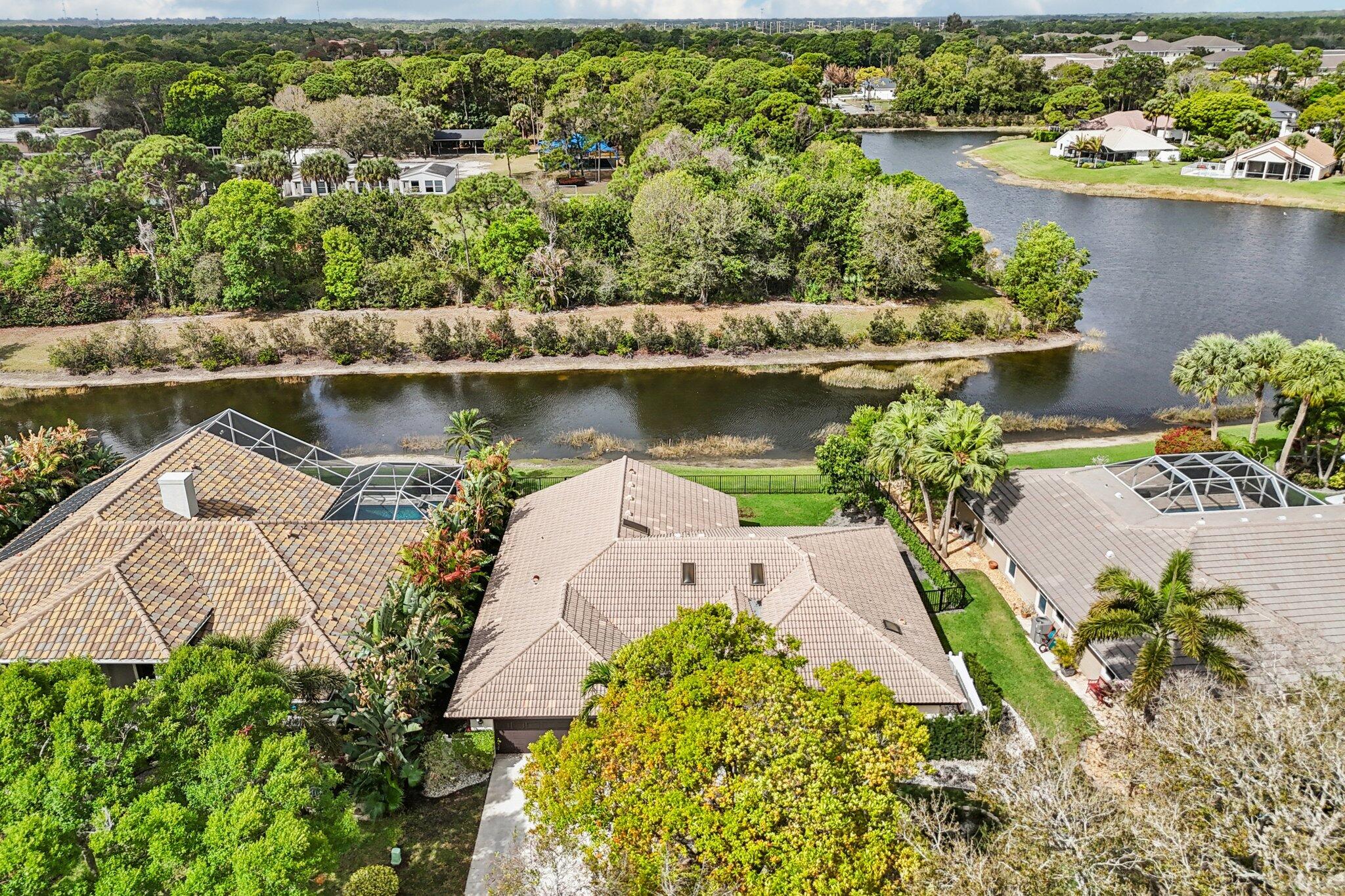 SHORES 1 - Residential