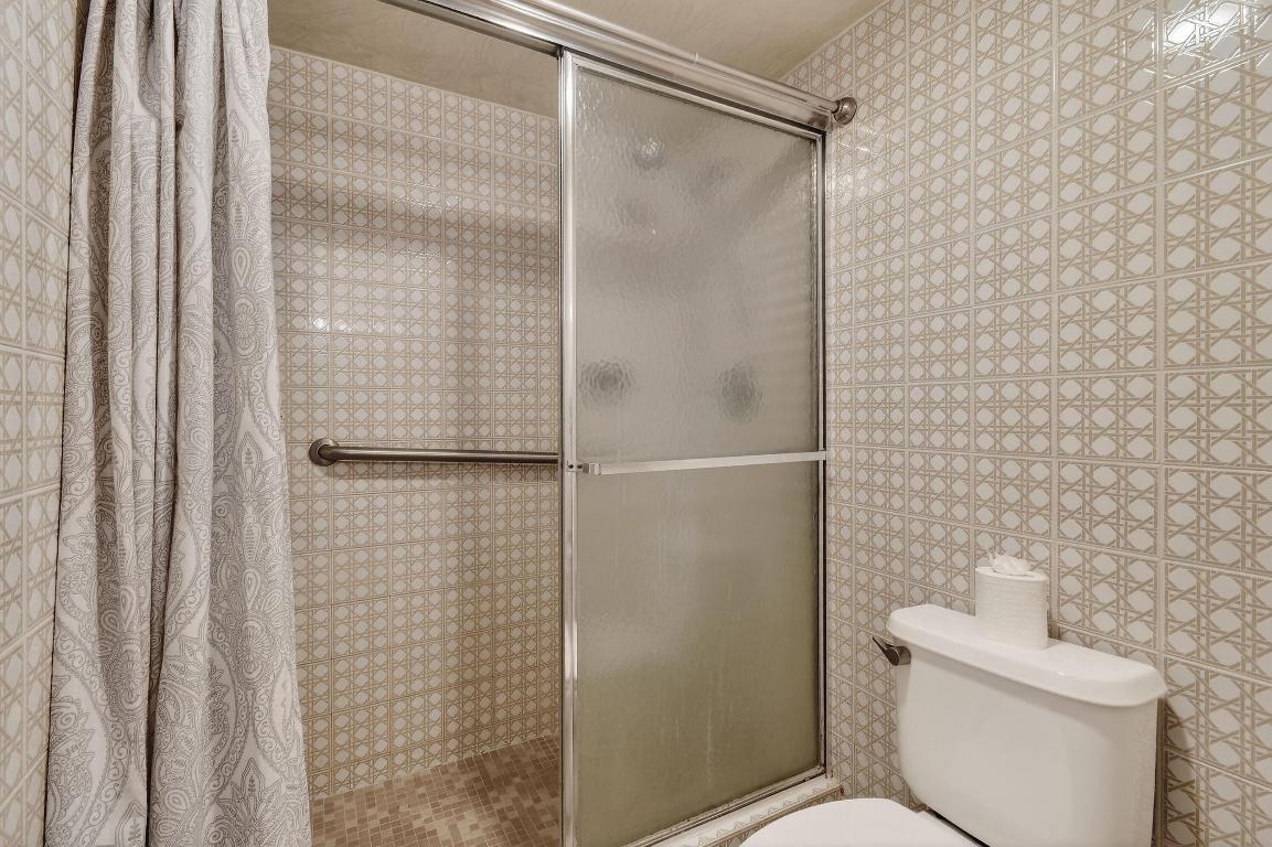 FOUNTAINS OF PALM BEACH CONDO 1 - Residential