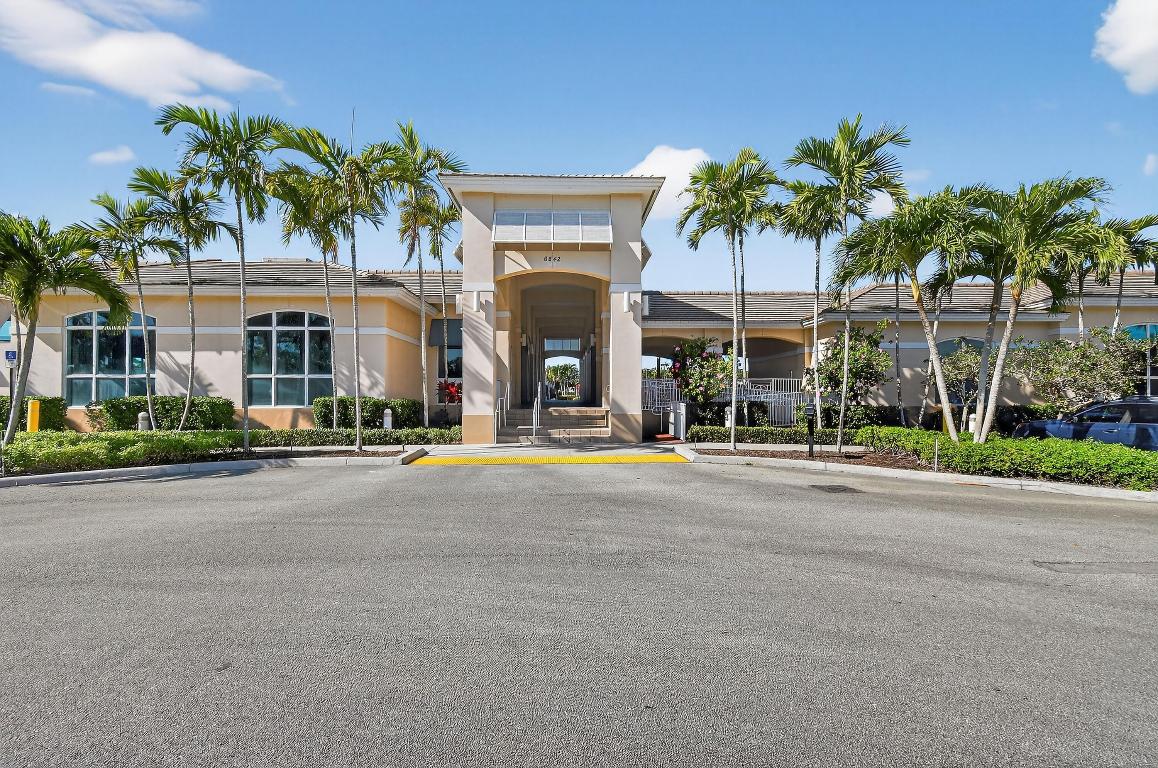 FOUNTAINS OF PALM BEACH CONDO 1 - Residential