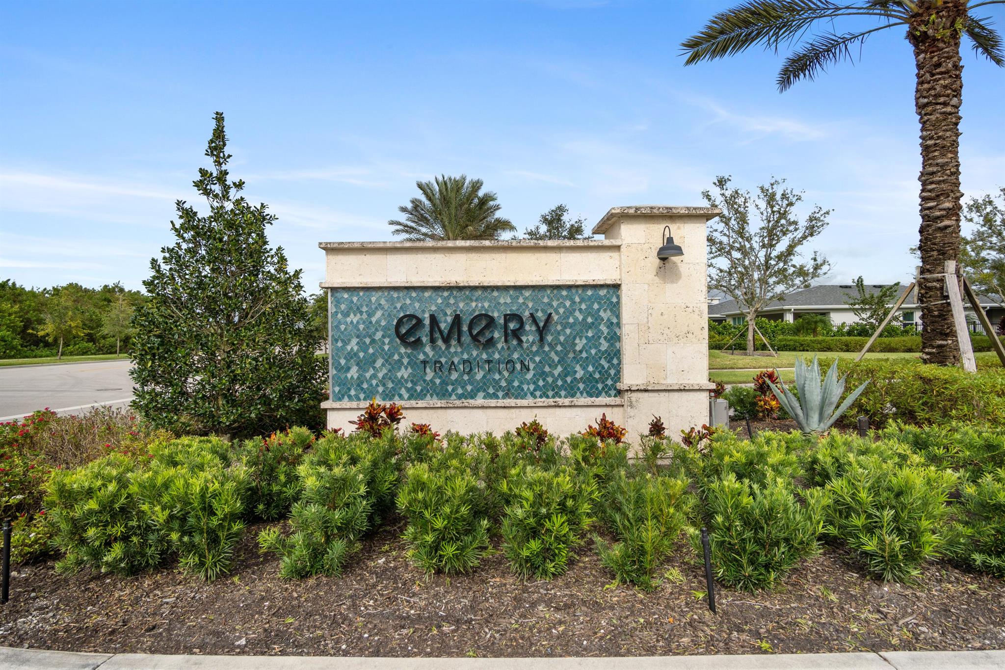 EMERY II - Residential