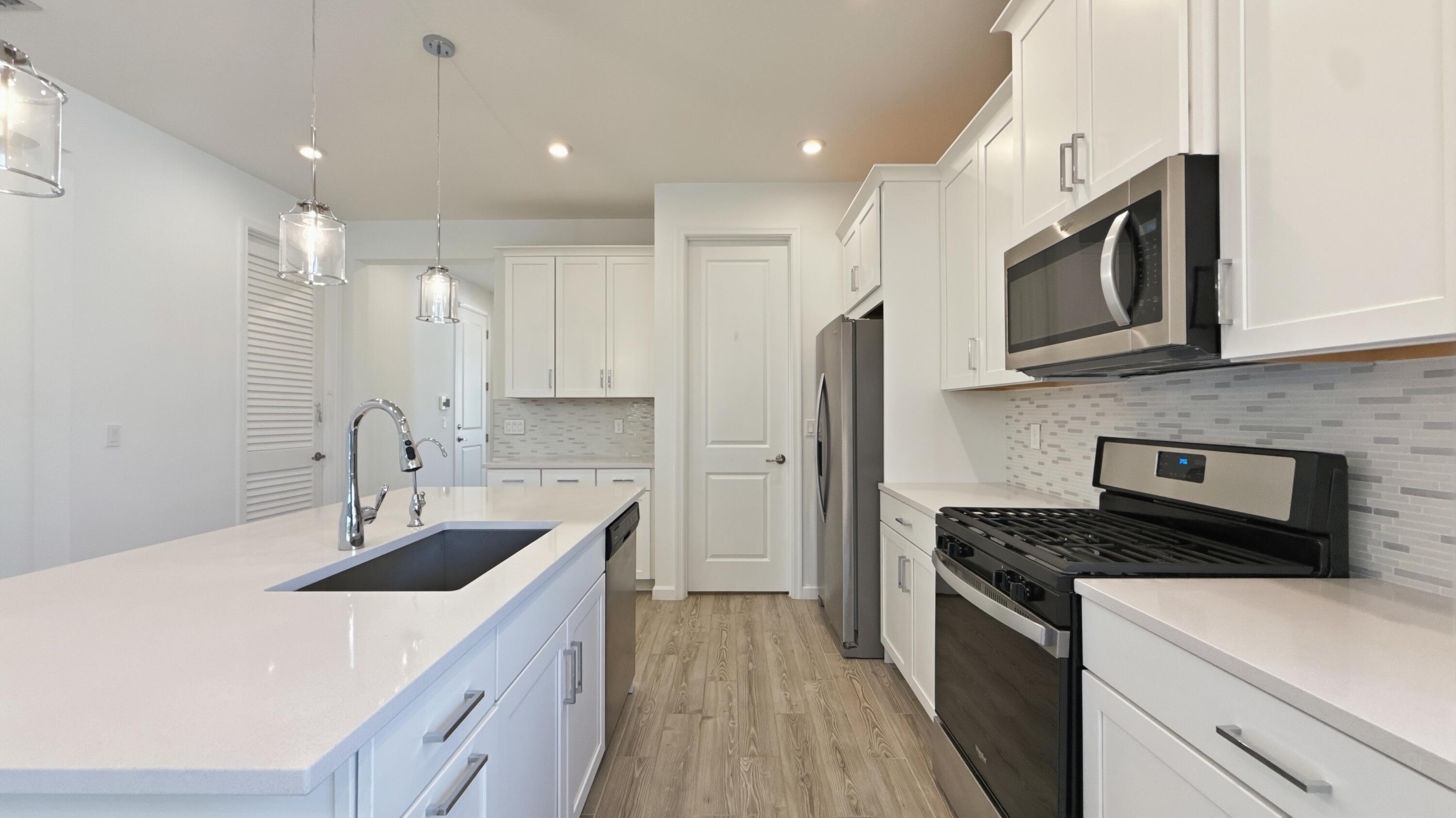 EMERY II - Residential