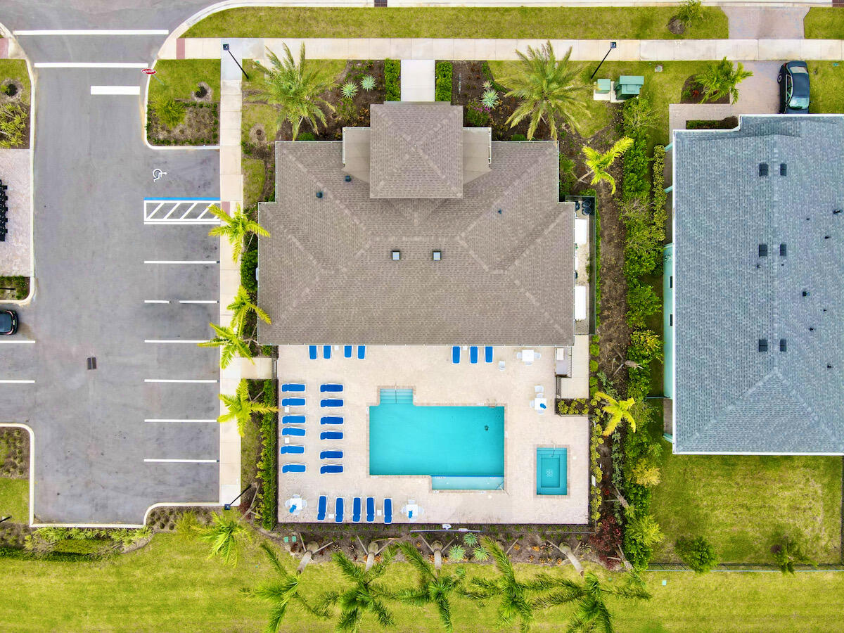 EMERY II - Residential