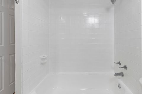 Tiny photo for 725 Hummingbird Way #111, North Palm Beach, FL 33408 (MLS # B26034718)