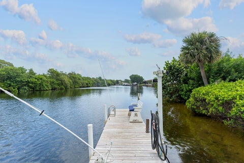 Tiny photo for 725 Hummingbird Way #111, North Palm Beach, FL 33408 (MLS # B26034718)