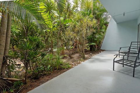 Tiny photo for 725 Hummingbird Way #111, North Palm Beach, FL 33408 (MLS # B26034718)