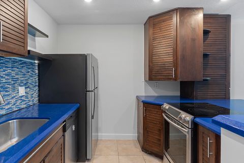 Tiny photo for 725 Hummingbird Way #111, North Palm Beach, FL 33408 (MLS # B26034718)
