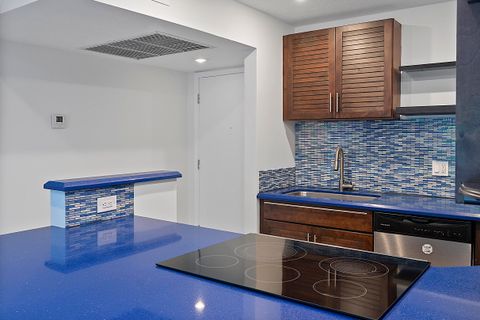 Tiny photo for 725 Hummingbird Way #111, North Palm Beach, FL 33408 (MLS # B26034718)
