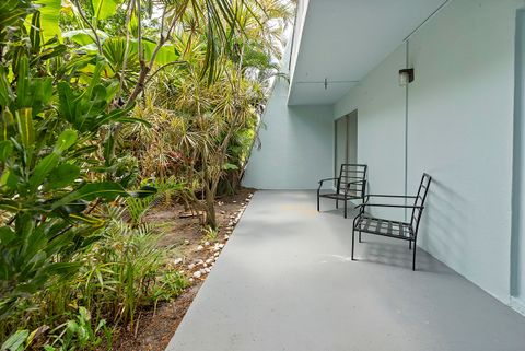 Tiny photo for 725 Hummingbird Way #111, North Palm Beach, FL 33408 (MLS # B26034718)
