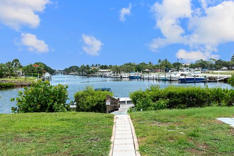Tiny photo for 725 Hummingbird Way #111, North Palm Beach, FL 33408 (MLS # B26034718)