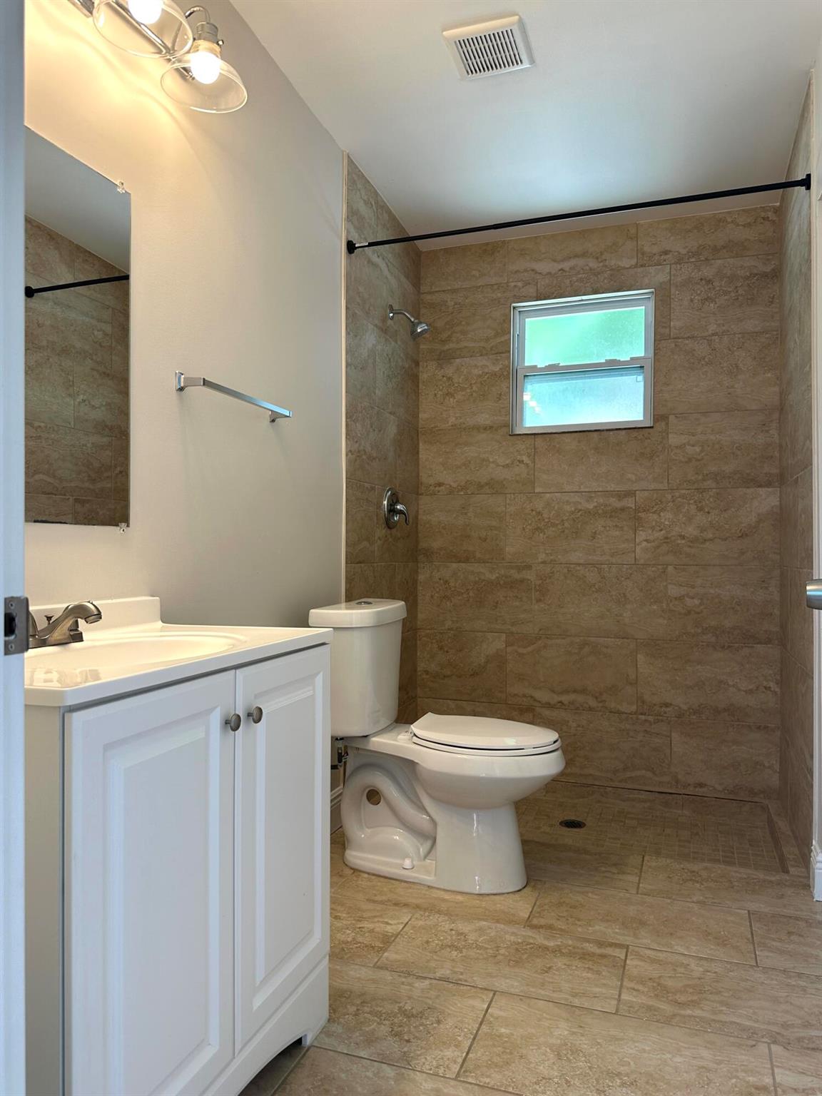 VIRGINIA TERR - Residential Lease