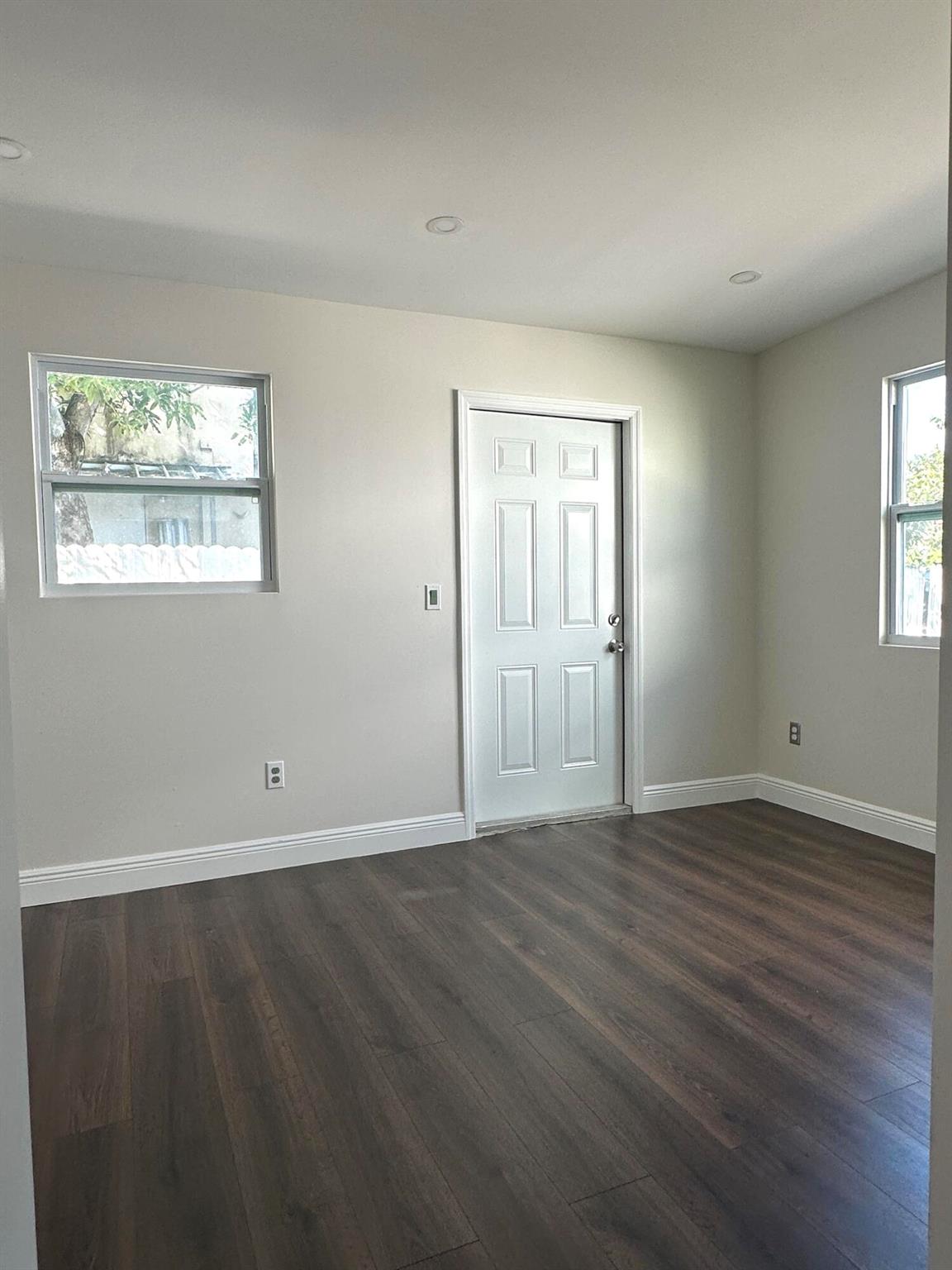 VIRGINIA TERR - Residential Lease