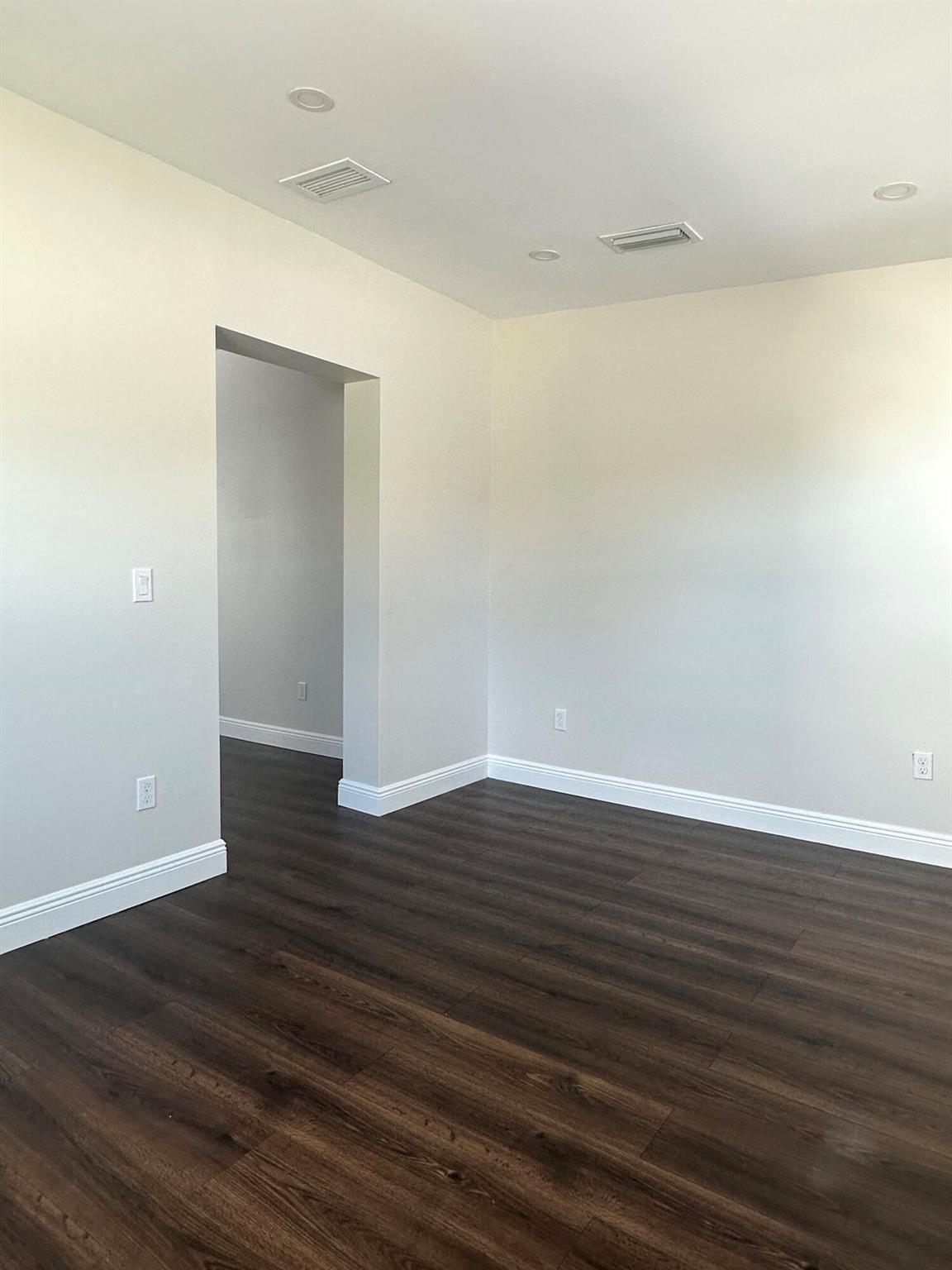 VIRGINIA TERR - Residential Lease