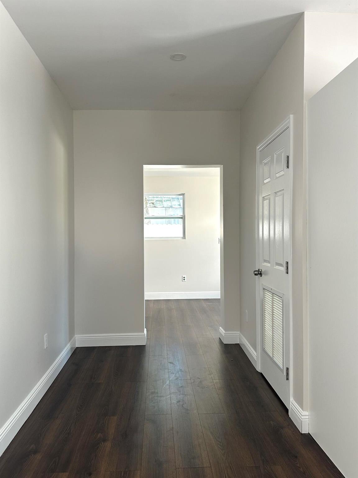 VIRGINIA TERR - Residential Lease