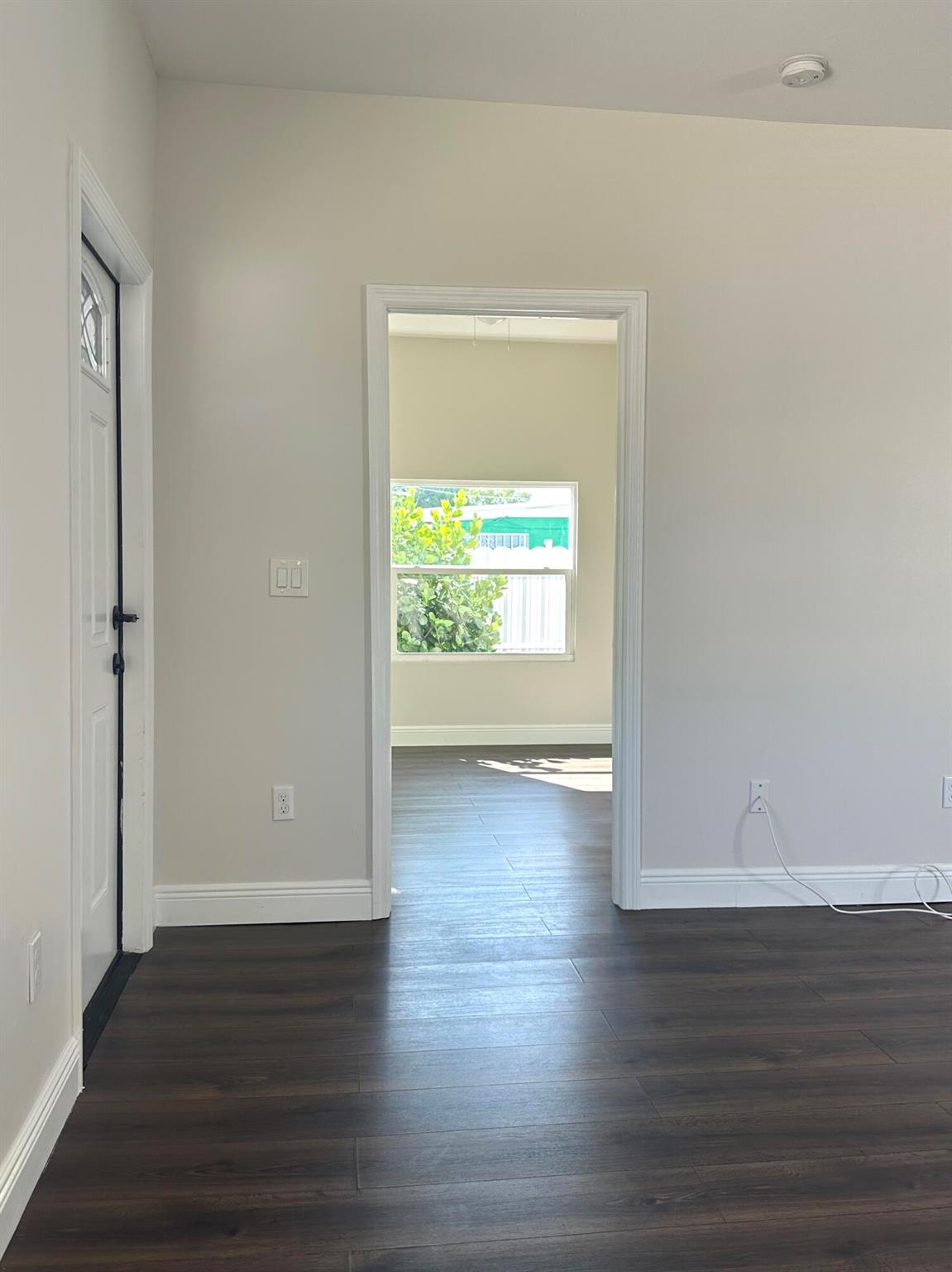 VIRGINIA TERR - Residential Lease