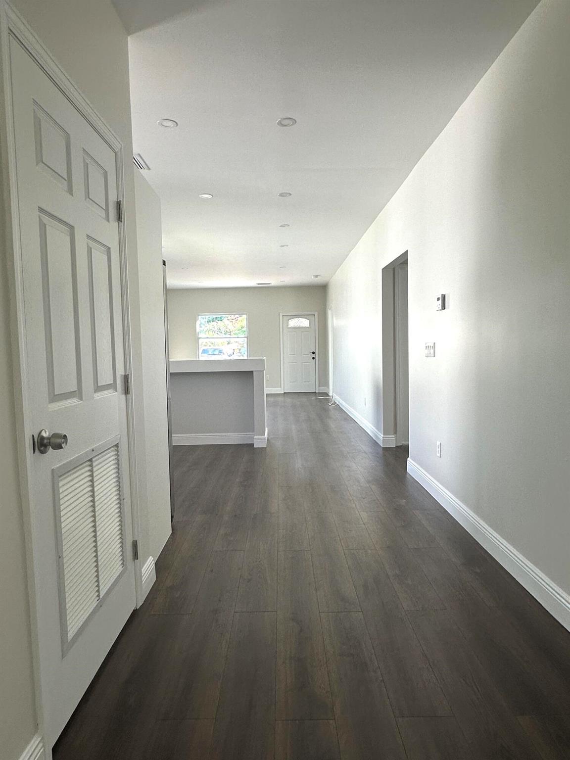 VIRGINIA TERR - Residential Lease