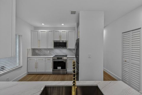Tiny photo for 4243 SW 10th Court, Deerfield Beach, FL 33442 (MLS # F10545201)