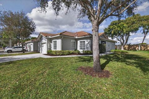 Tiny photo for 4243 SW 10th Court, Deerfield Beach, FL 33442 (MLS # F10545201)
