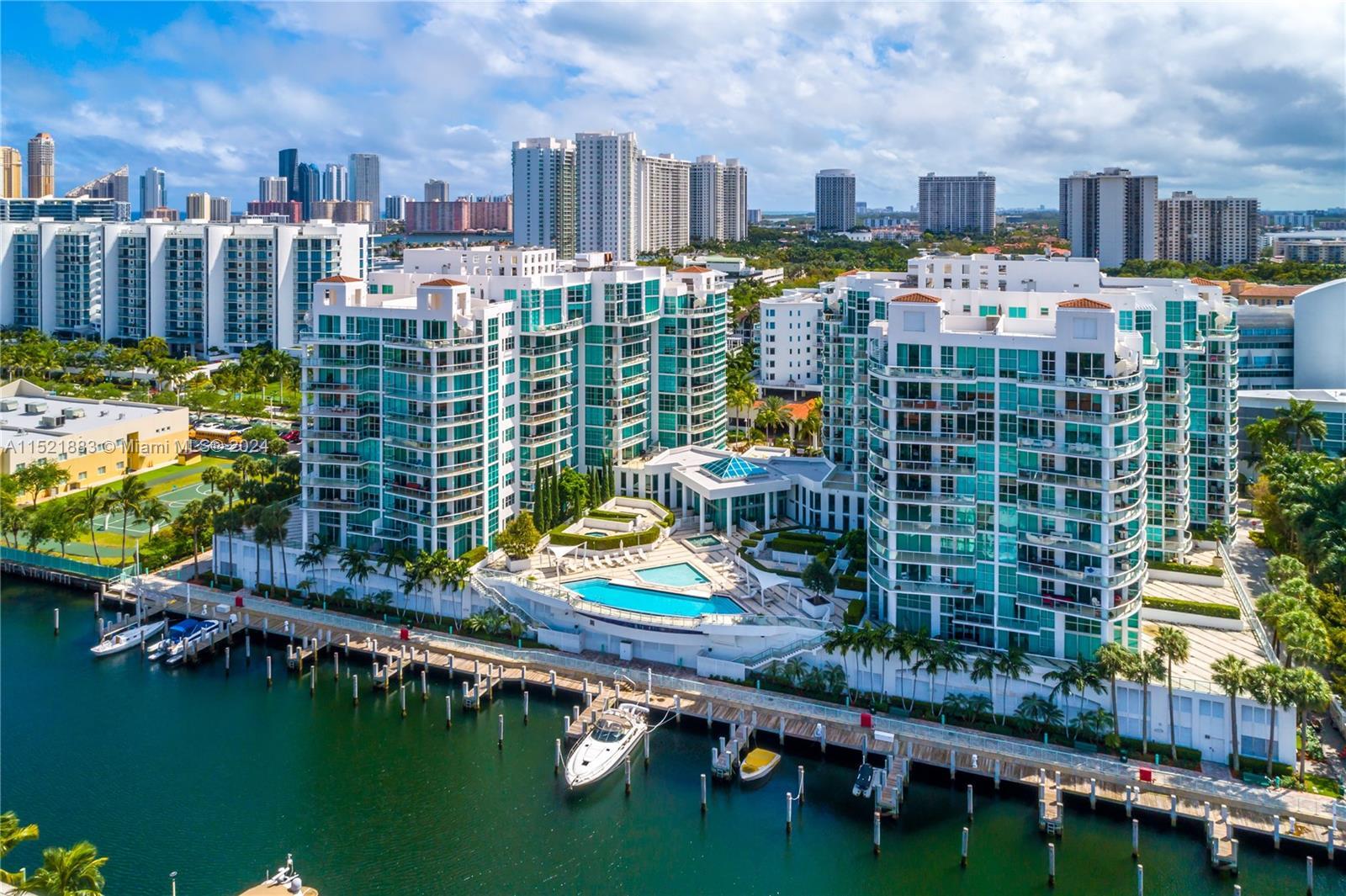 THE ATRIUM AT AVENTURA CONDO - Residential