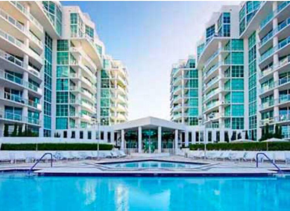 THE ATRIUM AT AVENTURA CO - Residential