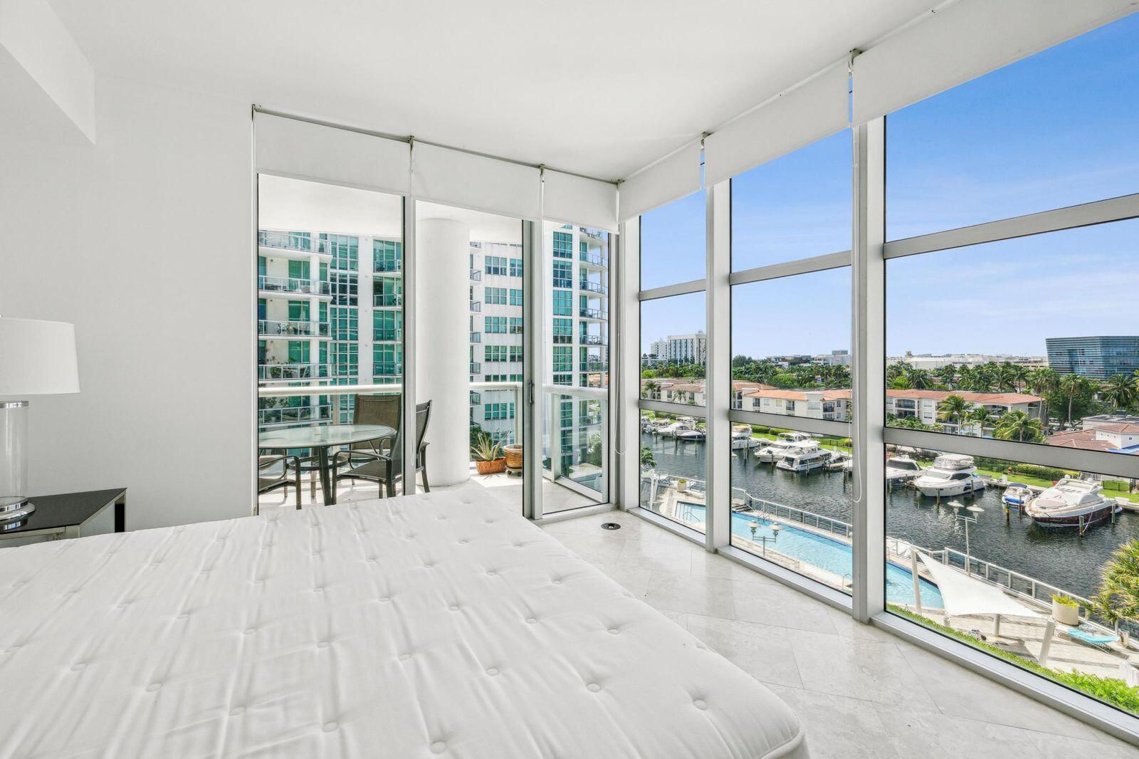 THE ATRIUM AT AVENTURA CONDO - Residential