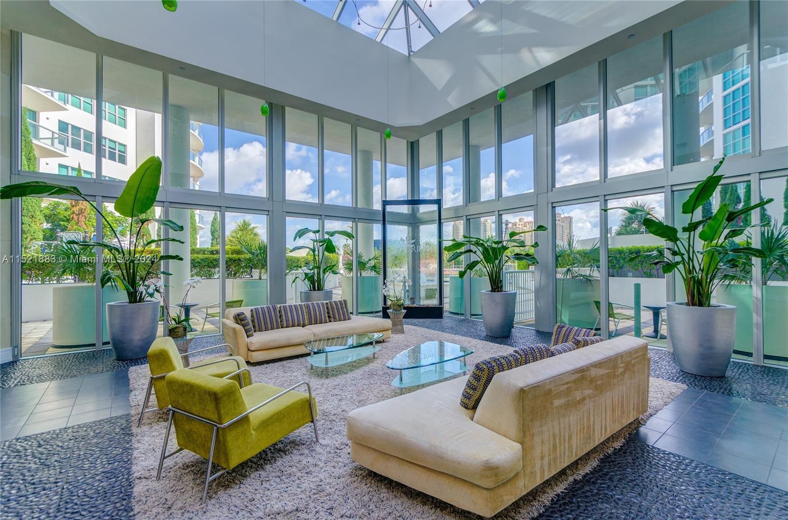 THE ATRIUM AT AVENTURA CONDO - Residential