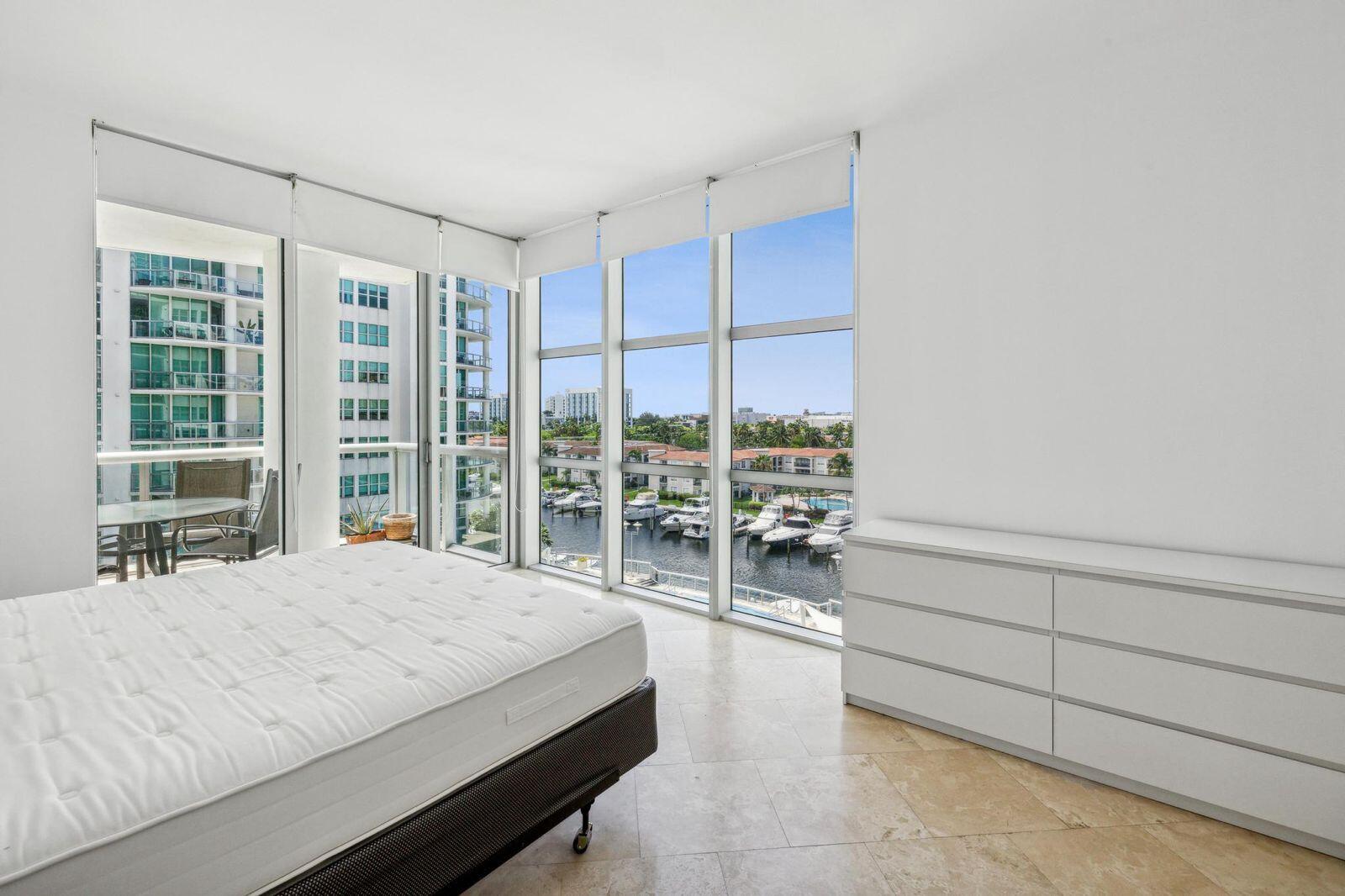 THE ATRIUM AT AVENTURA CONDO - Residential