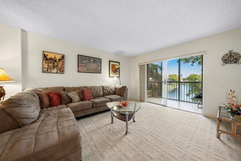 Condominium in Tamarac FL 9525 Weldon Cir Cir 3.jpg