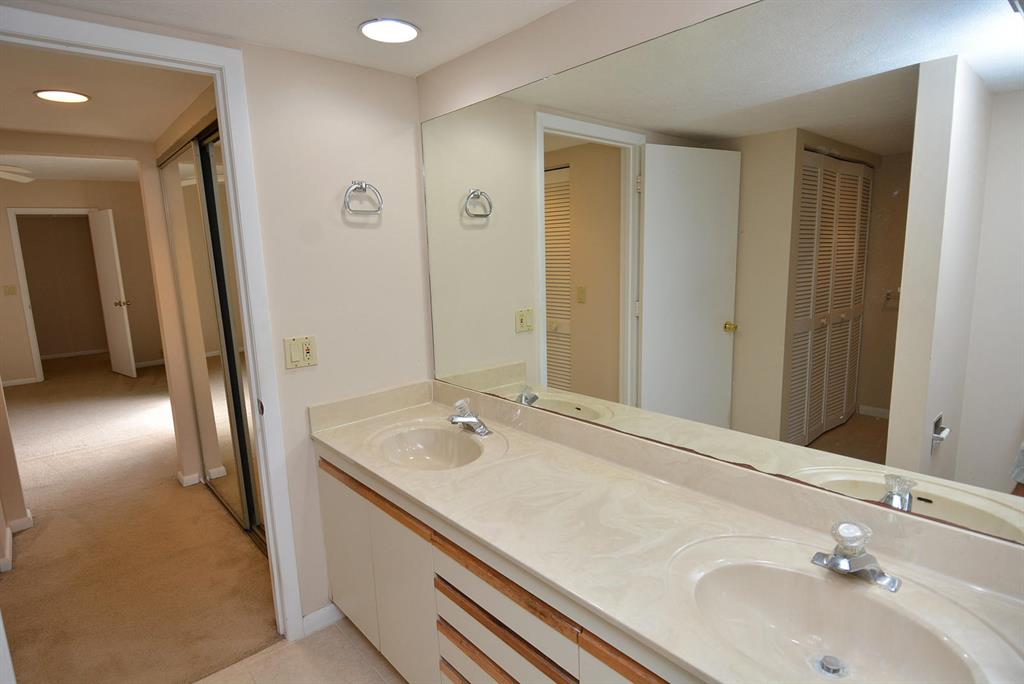 EMERALD LAKES PH IX - Residential