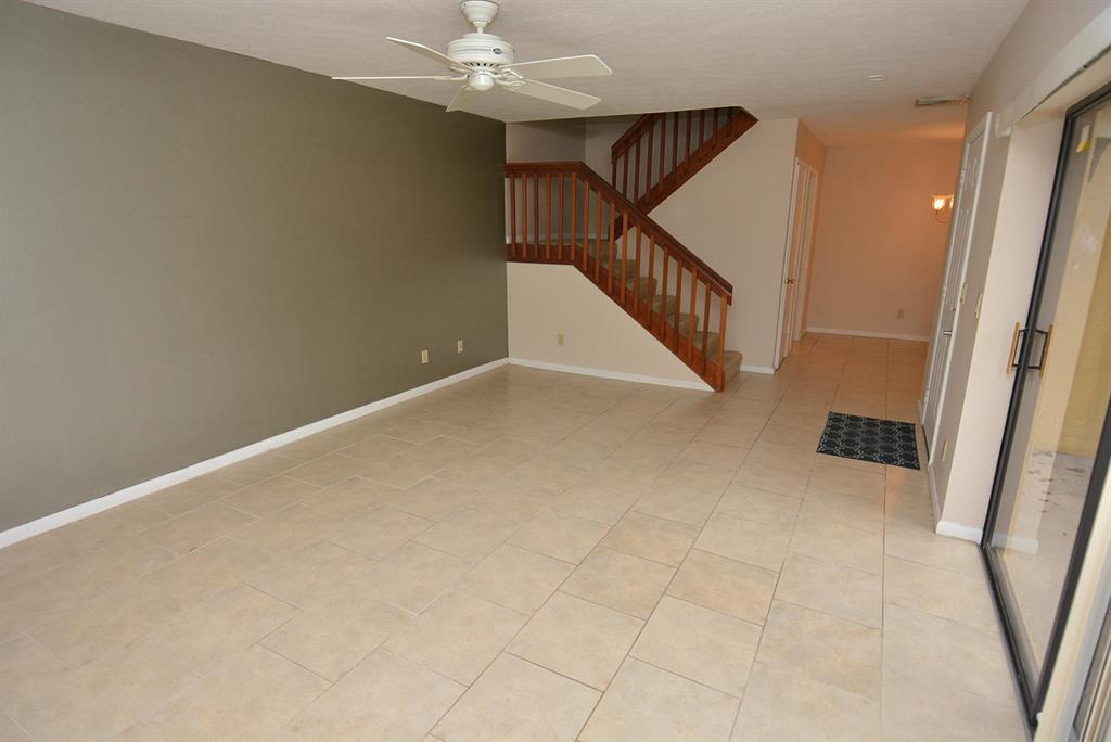 EMERALD LAKES PH IX - Residential