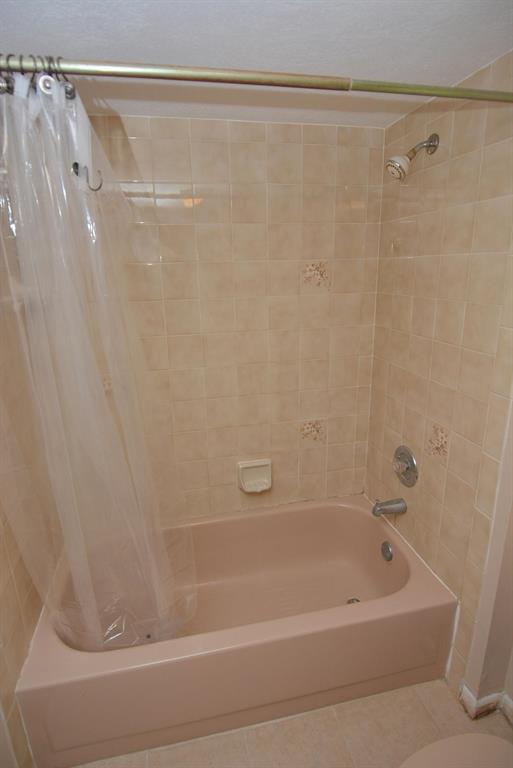 EMERALD LAKES PH IX - Residential