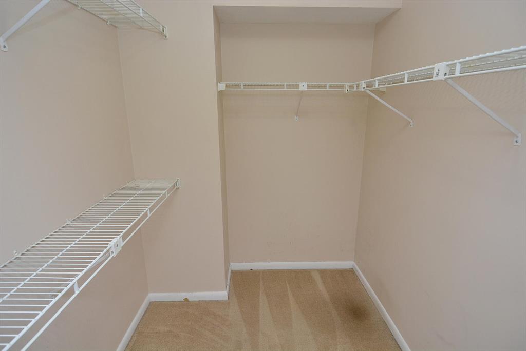 EMERALD LAKES PH IX - Residential