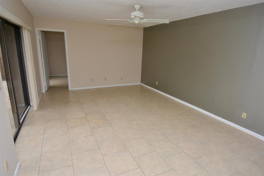 EMERALD LAKES PH IX - Residential