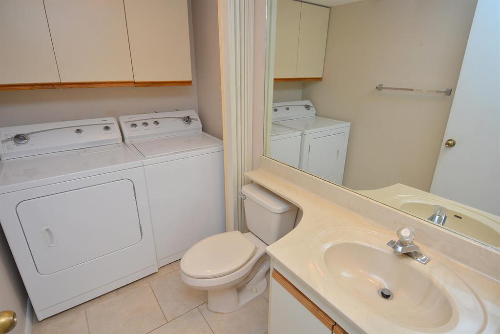 EMERALD LAKES PH IX - Residential