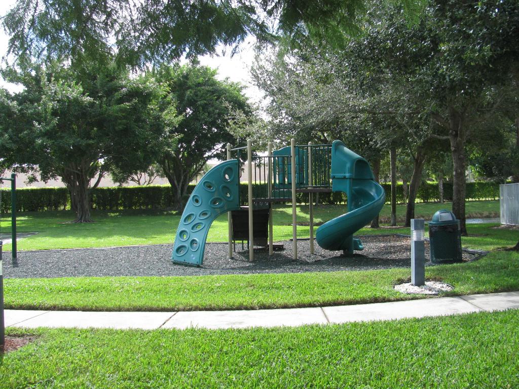 VILLA SAN REMO CONDO - Residential