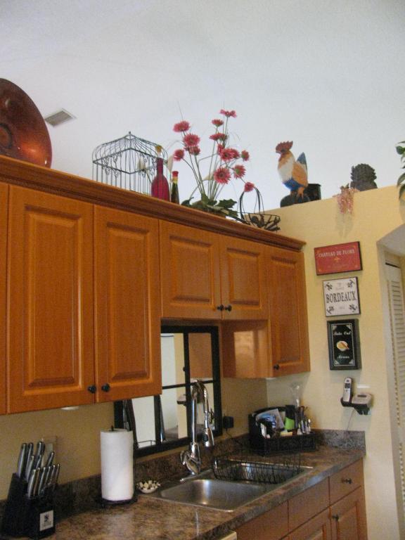 VILLA SAN REMO CONDO - Residential