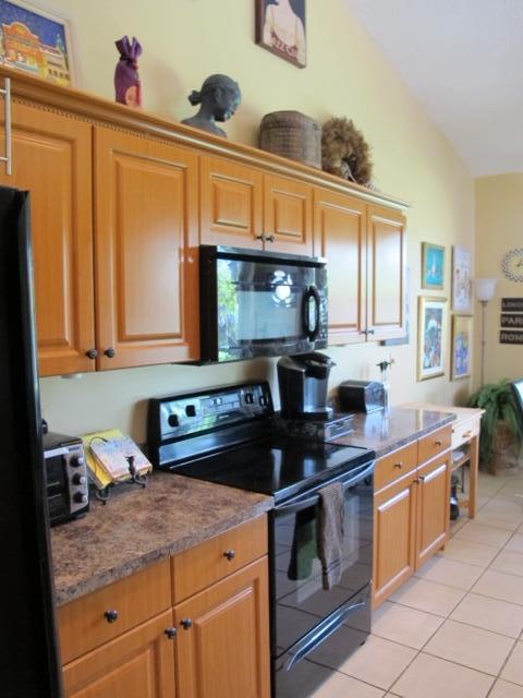 VILLA SAN REMO CONDO - Residential