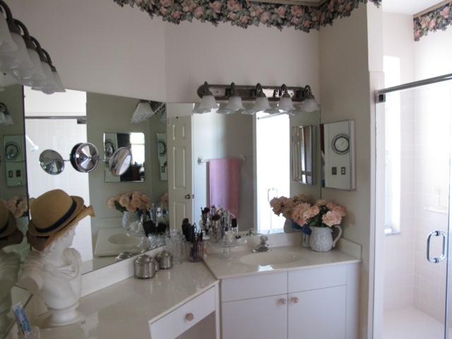 VILLA SAN REMO CONDO - Residential