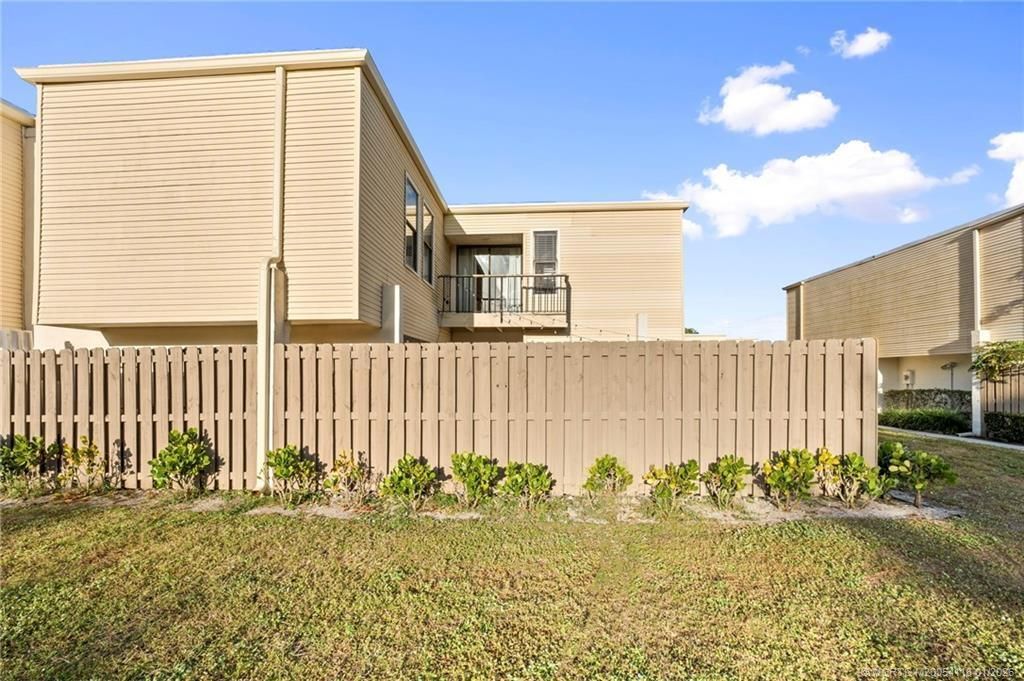 Photo of 1600 Shaker Circle, Wellington, FL 33414 (MLS # B26016063)