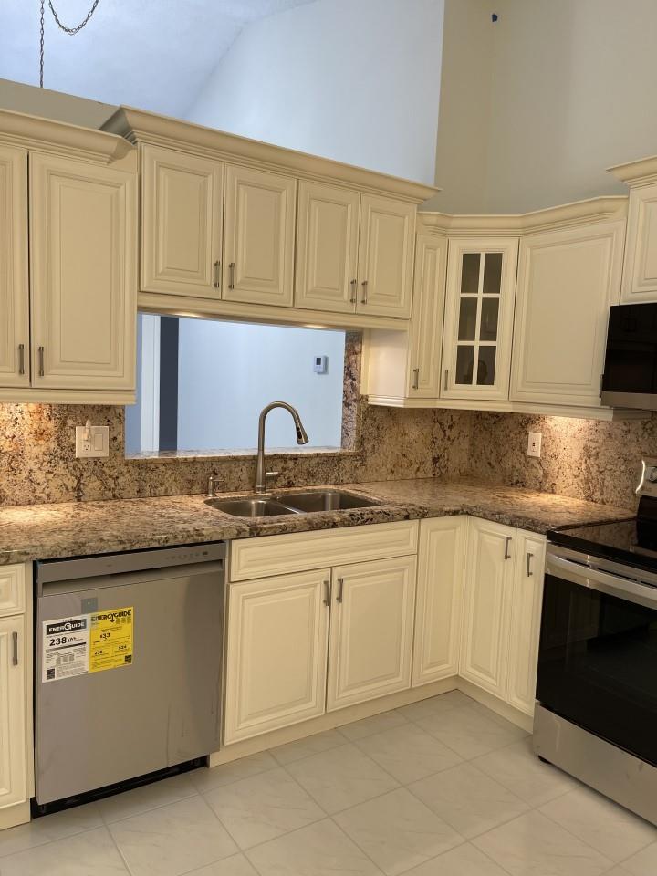 Brookwood Gardens 110-7 B - Residential Lease