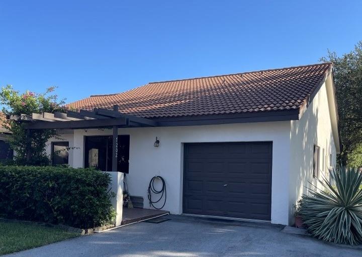 Brookwood Gardens 110-7 B - Residential Lease