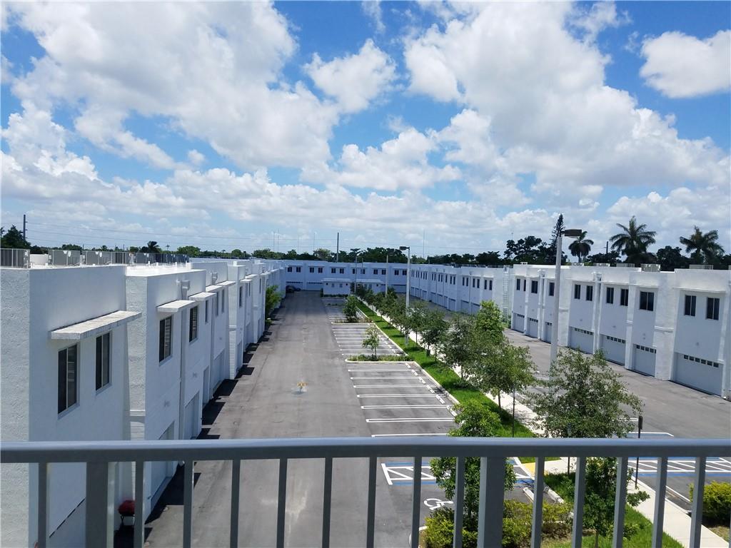Aventura Place - Residential Lease