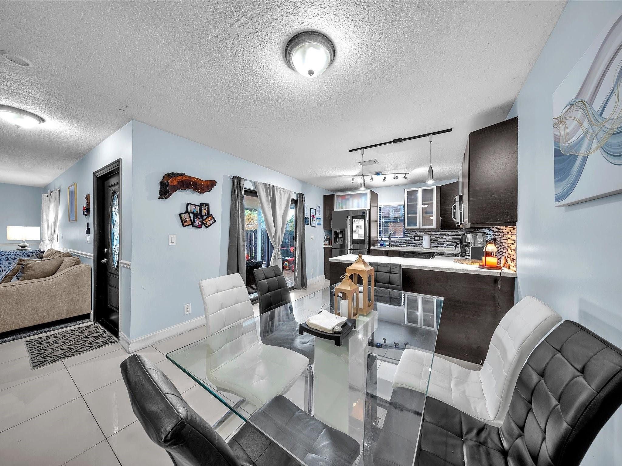 PARKSIDE - Residential Lease