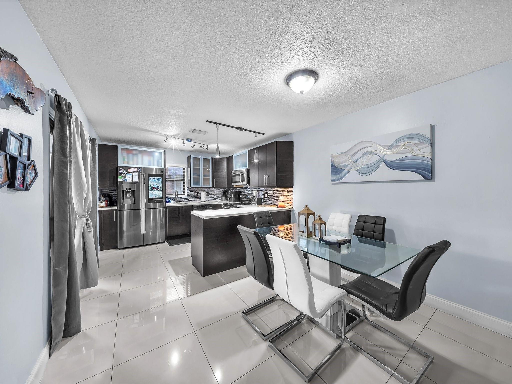 PARKSIDE - Residential Lease