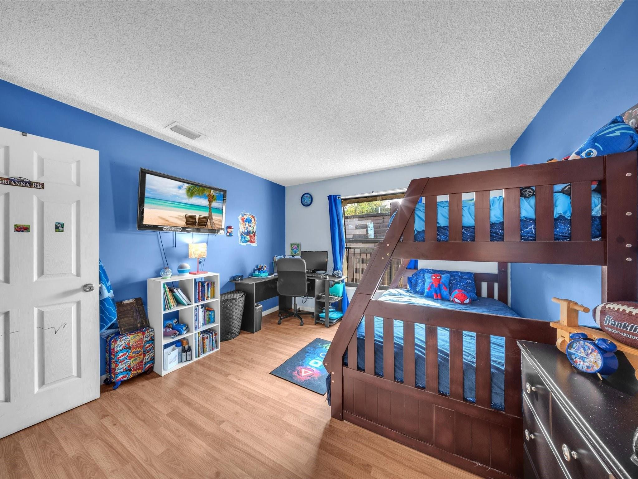 PARKSIDE - Residential Lease