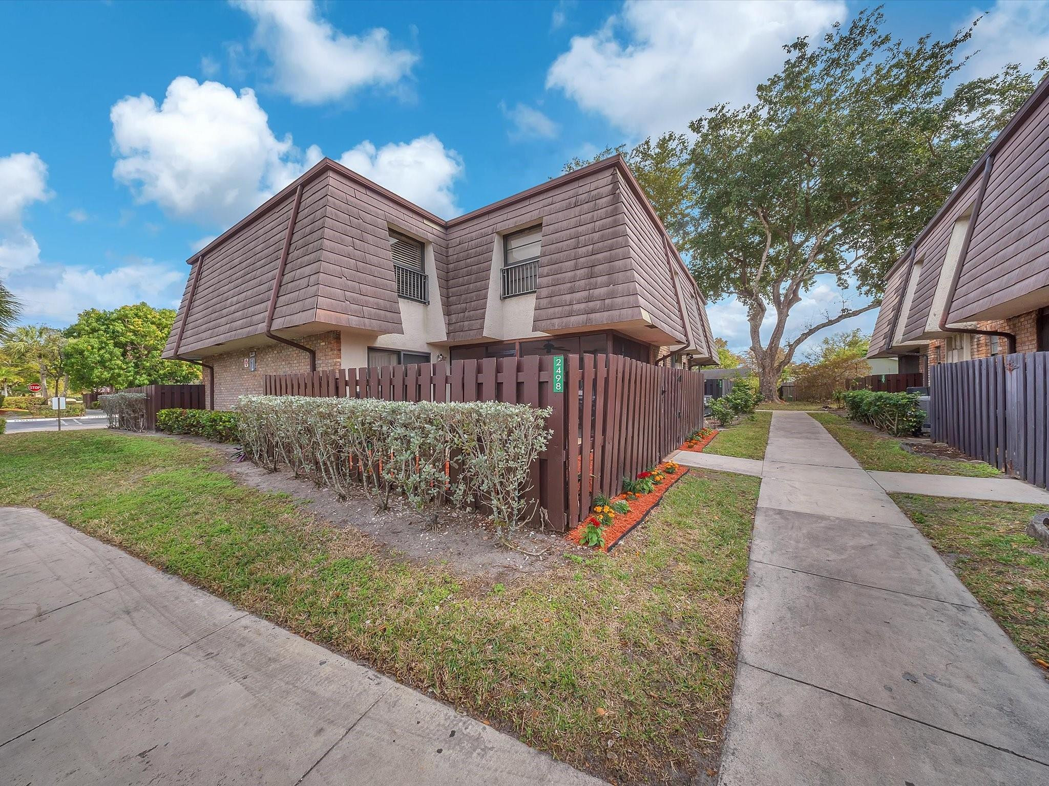 PARKSIDE - Residential Lease