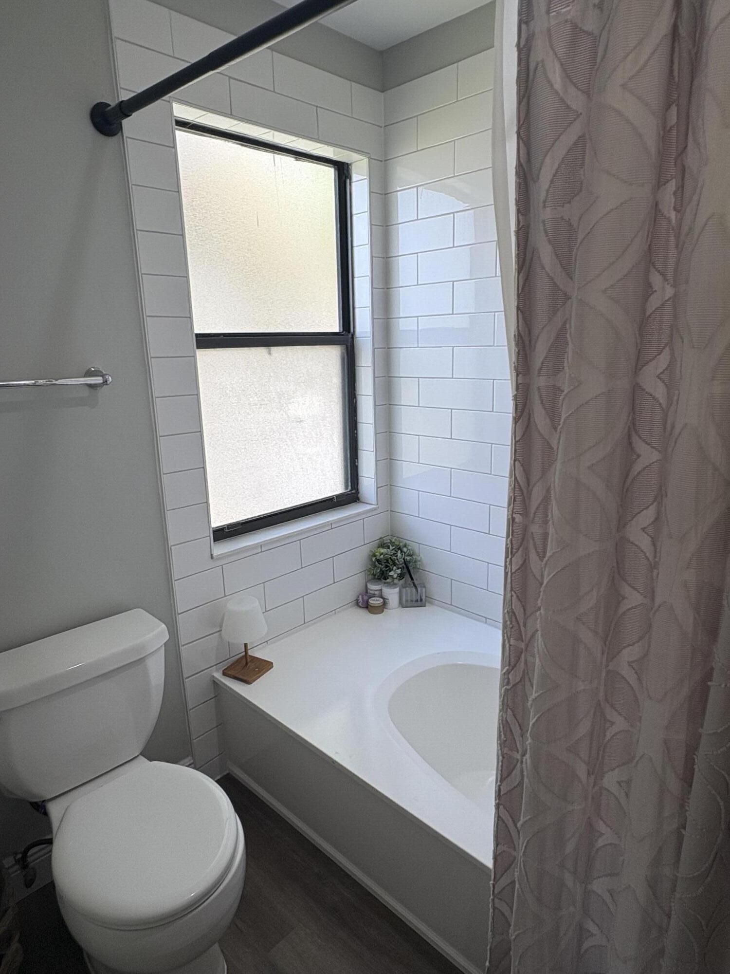 SHEFFIELD WOODS AT WELLINGTON CONDO - Residential