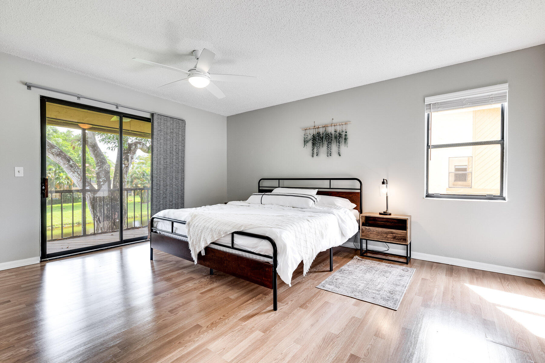 SHEFFIELD WOODS AT WELLINGTON CONDO - Residential