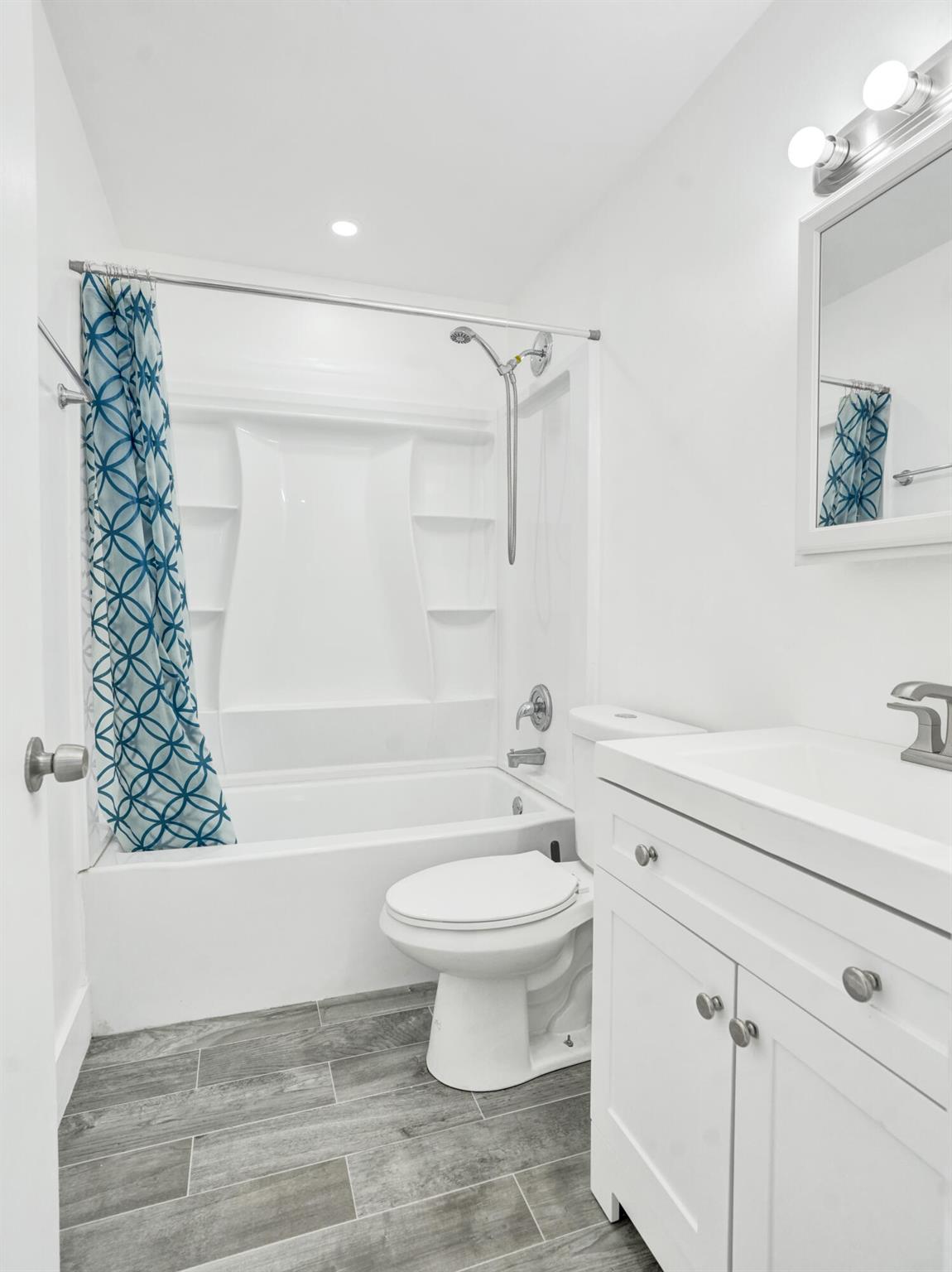 WOODSETTER NORTH - Residential